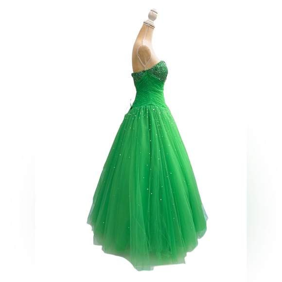 Mori Lee by Madeline Gardner Size 7/8 Green Envy Strapless Quinceañera Ball Gown - Picture 3 of 13